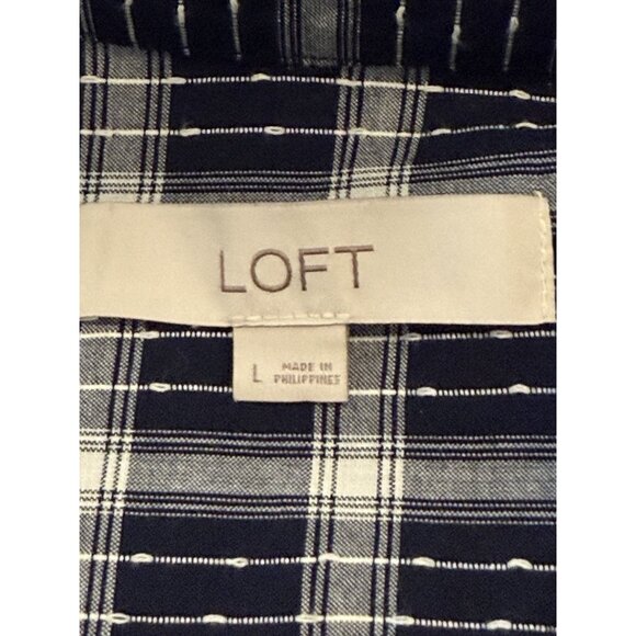 LOFT Navy and White Plaid Long Sleeve Textured Henley Blouse Size Medium - Picture 4 of 6